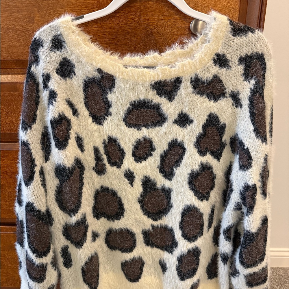 Umgee Cream and Brown Leopard Sweater